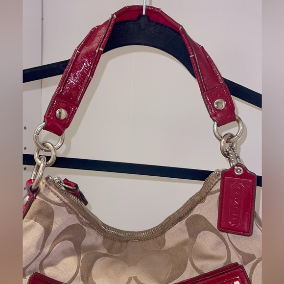 Coach Bag - Picture 3 of 6